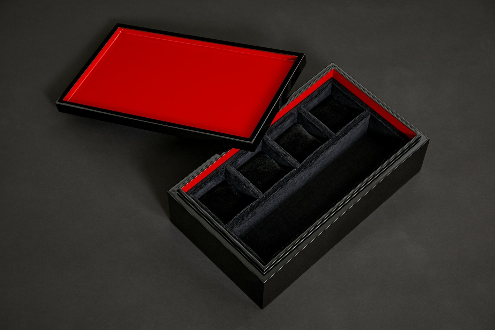 Handcrafted Japanese Urushi Lacquered Watch Box for 4 Timepieces - Decima Japan